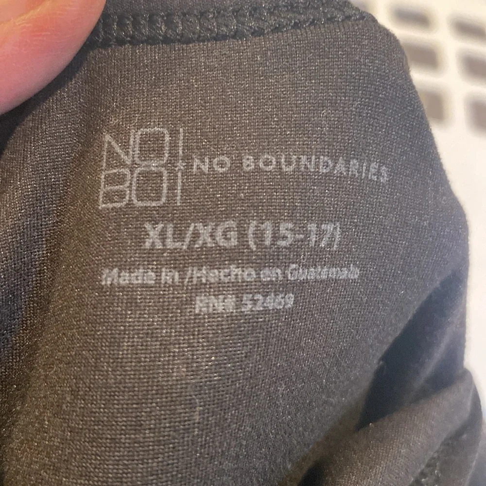 No Boundaries size Junior XL(15-17) tank top good condition - Picture 3 of 3